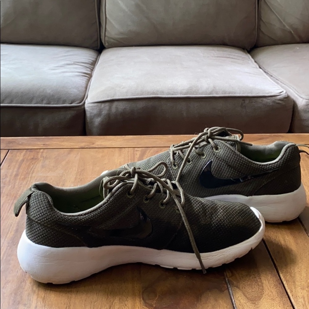 Green Nike Roshes